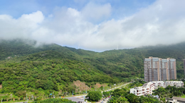 4月2日，美兰机场预计进出港航班498架次